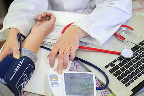 入职体检血压高是什么原因 如何避免入职体检时